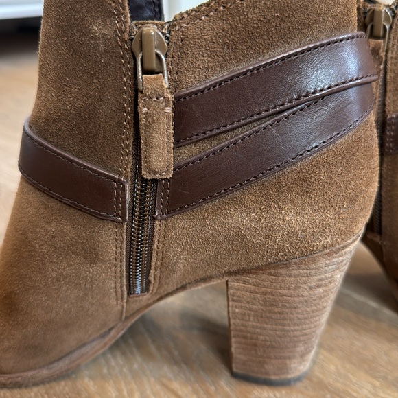 Cole Han suede booties - Picture 4 of 10